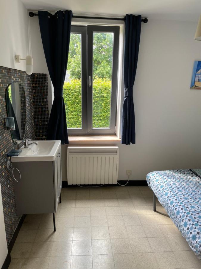 Gite Aische-En-Refail Exterior foto