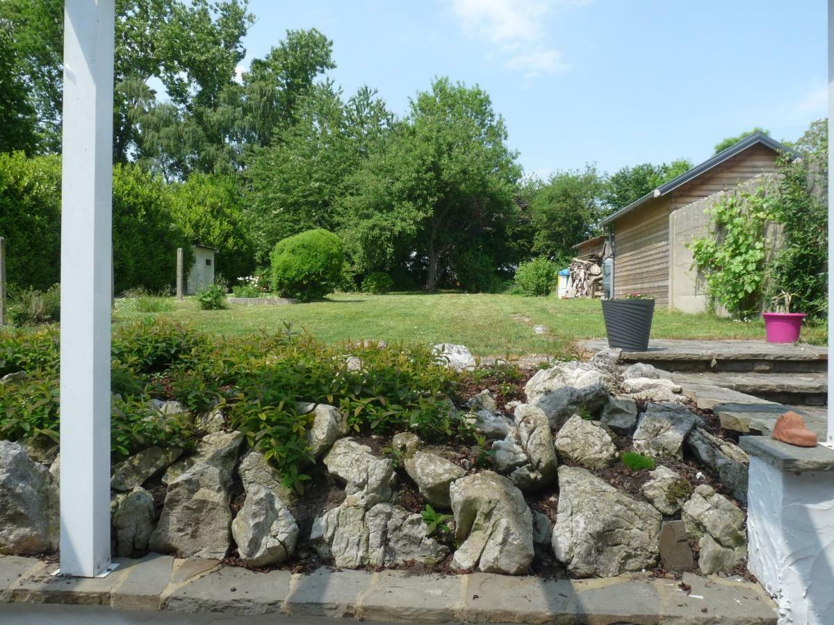 Gite Aische-En-Refail Exterior foto